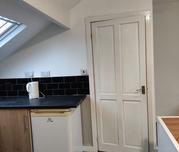 1 Bed Flat, Aberdeen Walk, LS12 - Photo 5
