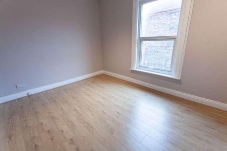 Willoughby Road, L22 - Photo 4