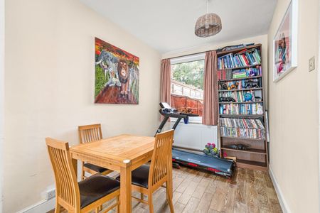 Room in a Shared House, Lakehall Road, CR7 - Photo 5