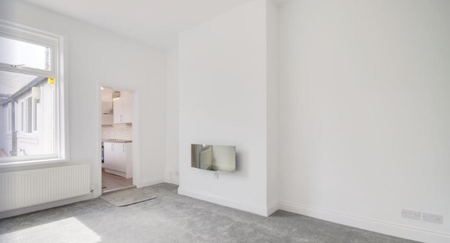 2 bedroom cottage to rent - Photo 4
