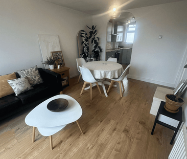 Whinchat Road, London, SE28 - Photo 3