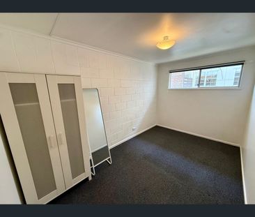 4/25 Burleigh Street, Burleigh Heads, Qld 4220 - Photo 5