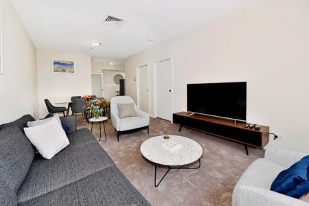 Beautiful 2-bedroom apartment near Melbourne Central Station - Photo 4