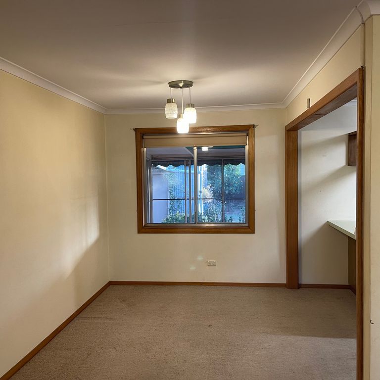 Neat & Tidy in Prime Position! - Photo 1