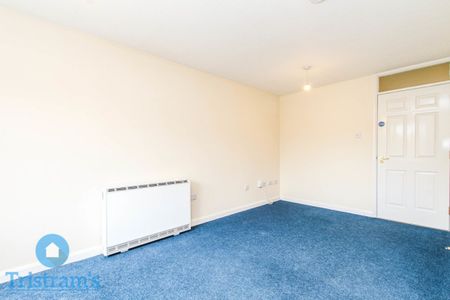 2 bed Apartment for Rent - Photo 3