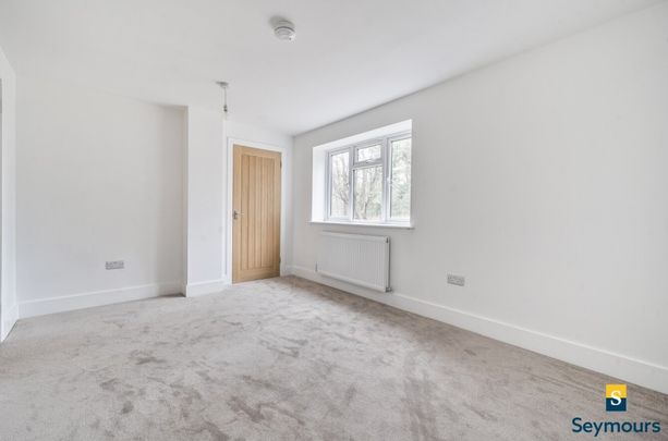 The Green, Ripley, Surrey, GU23 - Photo 1