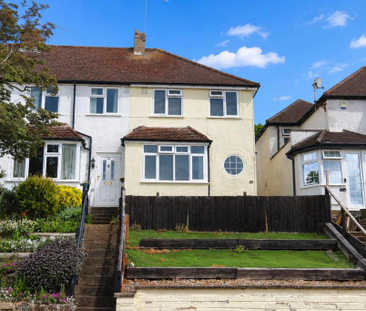 3 bedroom end of terrace house to rent - Photo 3