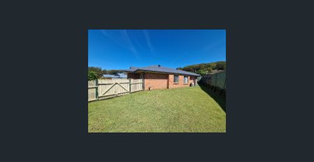 THE PERFECT FAMILY ABODE - Photo 3