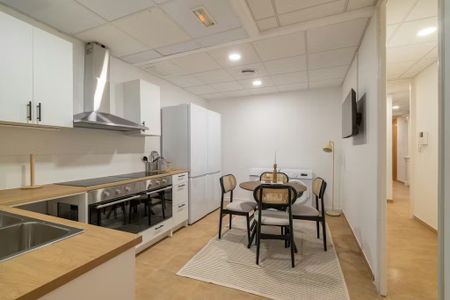 Carrer de Bailèn, Barcelona, Catalonia 08010 - Foto 2