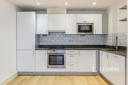 2 bedroom flat to rent - Photo 5