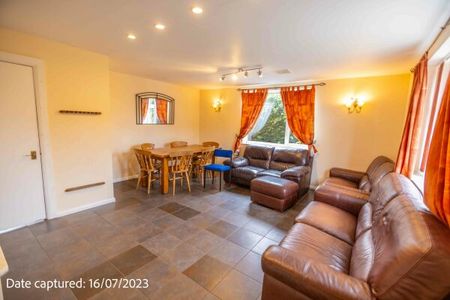 37 Crossways - Photo 2