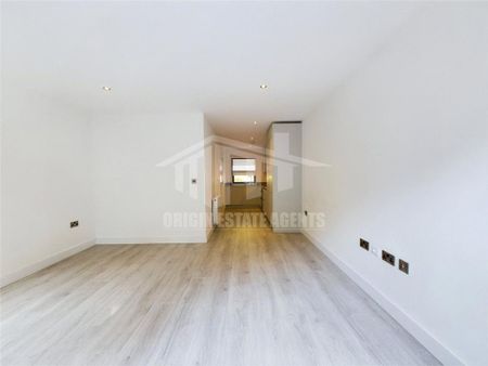 3 bedroom terraced house to rent - Photo 3