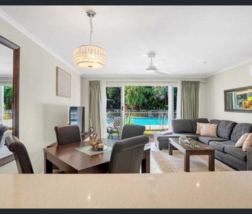 Furnished ground-floor apartment in tropical palm cove - Photo 1