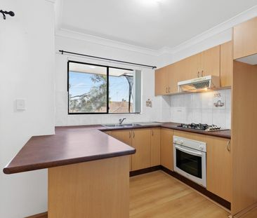 Air-Conditioned Two-Bedroom Unit with Ensuite, Gas Cook-Top and Sin... - Photo 5
