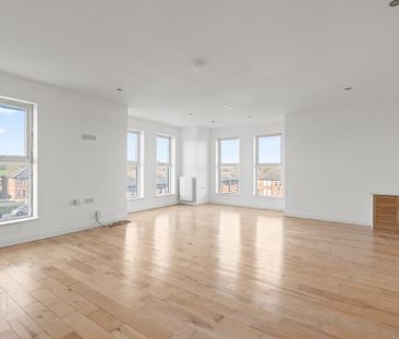 Balmoral Square, Balmoral Square, Bangor, BT19 7XL - Photo 1