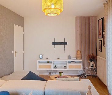 Location Appartement 3 pièces 66m² - Photo 2