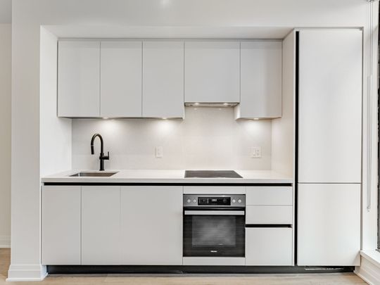 For Lease - 4023 The Exchange N/A Unit# 604, Mississauga, Ontario - Photo 1