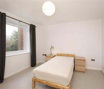 3 bedroom apartment to rent - Photo 4