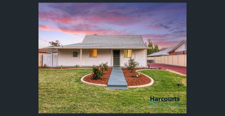 ONE OF A KIND CHARACTER HOME - Photo 2