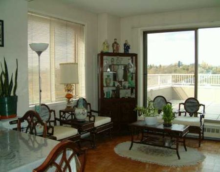 Penthouse 1 bedroom in Chinatown! - Photo 5