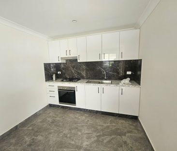 33 White Avenue, Bankstown NSW - Photo 5