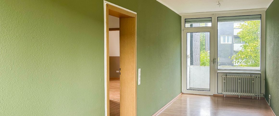 Ein Platz um sich wohlzufühlen: Gemütliche 3-Zimmer-Wohnung mit zwei Loggien und grüner Aussicht - Photo 1