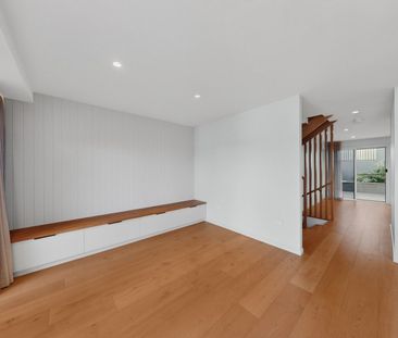 ID:21165938/7 Boyd Street, Bowen Hills QLD 4006 - Townhouse For Ren... - Photo 1