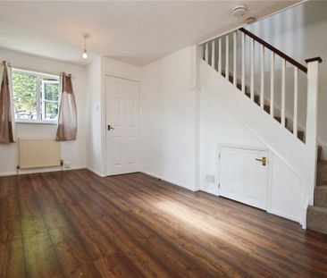 2 bedroom end of terrace house to rent - Photo 4