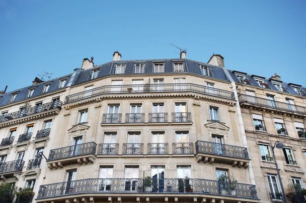 Location appartement, Paris 5ème (75005), 2 pièces, 44.43 m², ref 85293412 - Photo 1