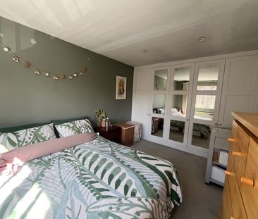 2 Bed Semi-Detached House, Durand Gardens, SW9 - Photo 5