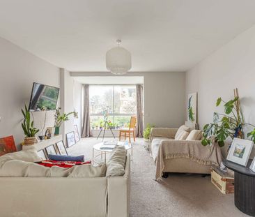 Room in a Shared Flat, Valiant House, SW11 - Photo 1