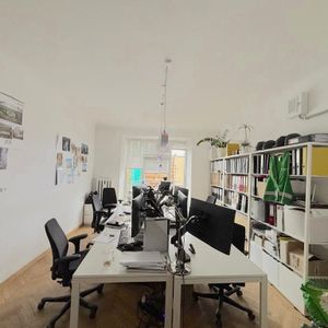 Reprezentacyjne mieszkanie na biuro w kamienicy - Photo 2