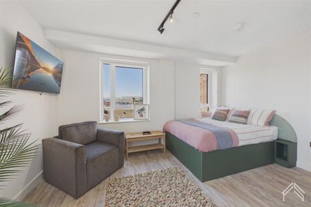 Studio to rent - Photo 3