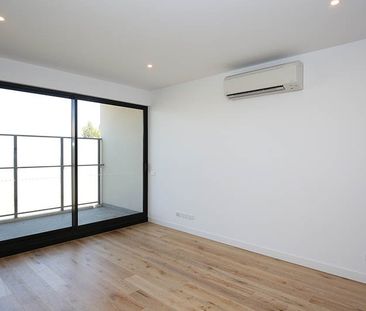 4/81-83 Tram Road, Doncaster - Photo 1