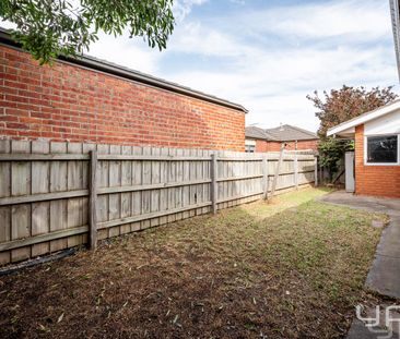 13a Moffatt Crescent, Hoppers Crossing, Vic 3029 - Photo 2
