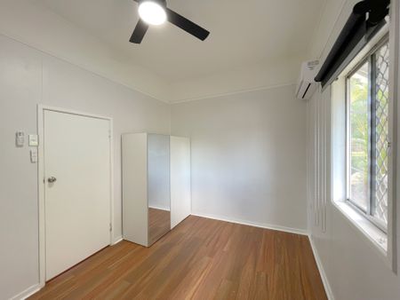 Charming, Breezy Home with City Glimpses! - Photo 2