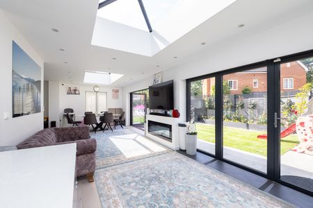 Metcalfe Avenue, Carshalton, SM5 - Photo 2