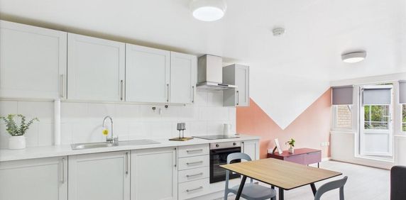 1 bedroom flat to rent - Photo 2