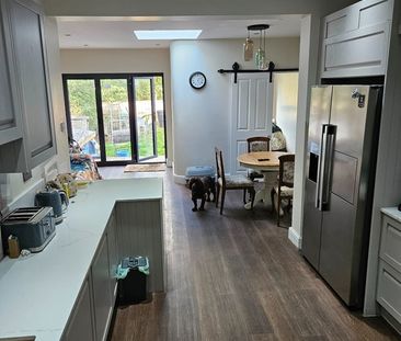 Room in a Shared Flat, London, SW2 - Photo 5