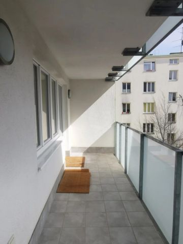 neuwertige 4 Zimmer Wohnung mit Balkon - Foto 4