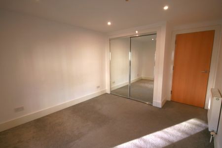 Maxwell Road, Sizeable 2 Bedroom Unfurnished Apartment, Pollokshields – Available Now - Photo 5