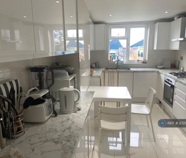 1 bedroom in a house share to rent - Photo 5