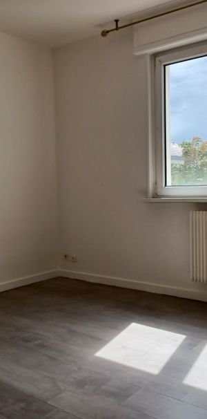 Location Appartement 1 pièce 22m² MULHOUSE 68200 - Photo 1