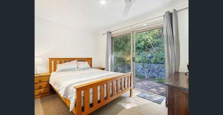 Relaxed Carrara Living with Exceptional Outdoor Space - Photo 5