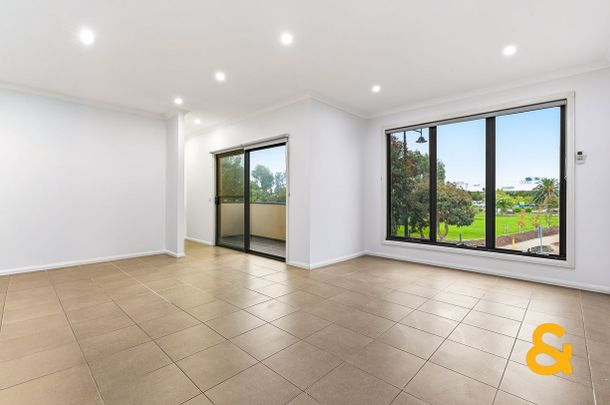 Comfortable & Convenient Living in Craigieburn - Photo 1