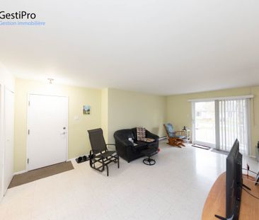 3640 Blain - Photo 2