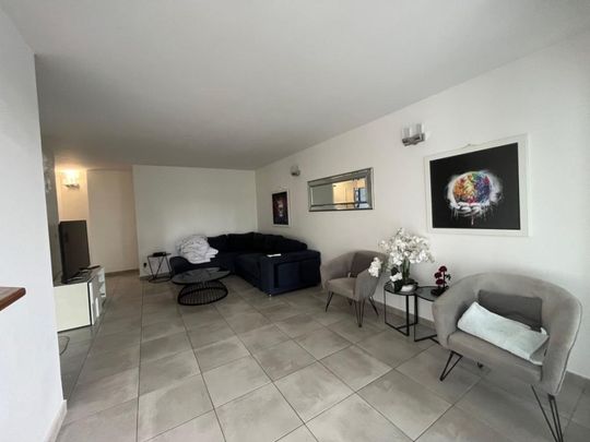 Location Appartement 88.9m² 4 pièces Fort de france - Photo 1
