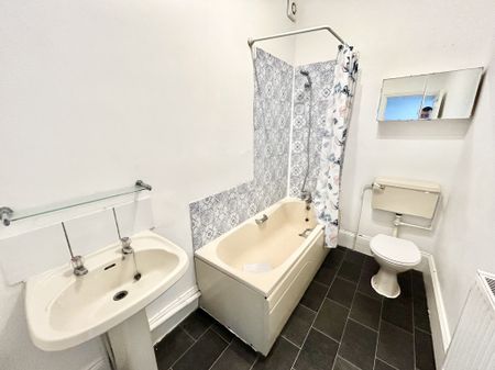 Salisbury Road, Southsea - Photo 5