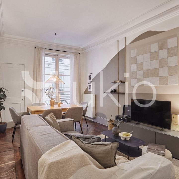 Appartement • Archives - Photo 1