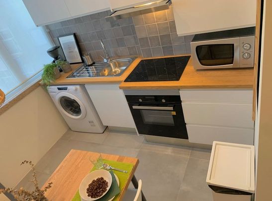 Praceta Guilherme Gomes, Amadora, Lisbon 2700-448 - Photo 1